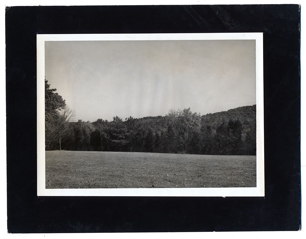 UNKNOWN ANTIQUE GETTYSBURG TOURIST PHOTO – WARFIELD RIDGE TOWARD LITTLE ROUND TOP 