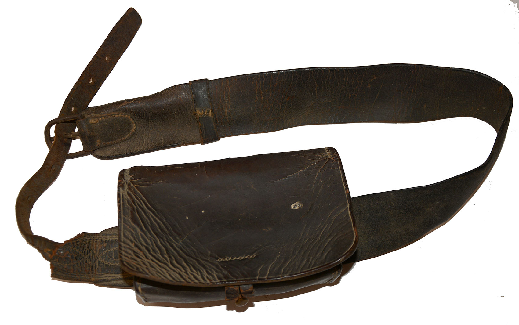 CONFEDERATE CAVALRYMAN’S PISTOL CARTRIDGE BOX ON BELT