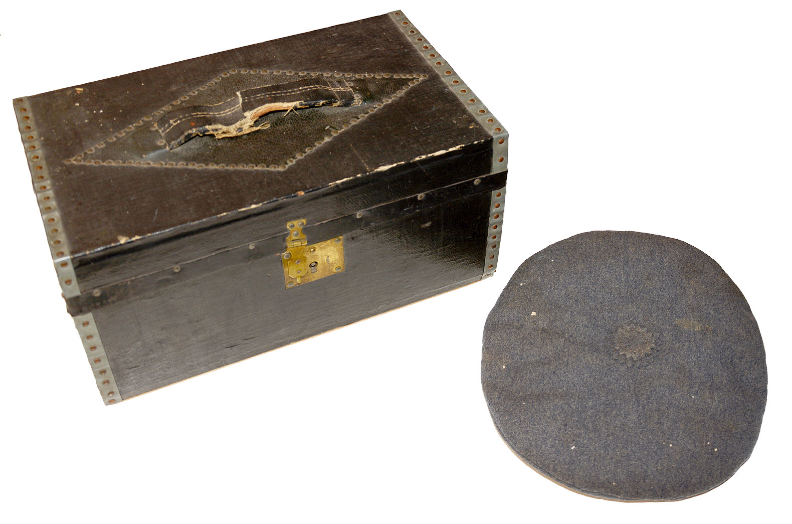 EXTRAORDINARILY RARE CONFEDERATE "ORDINARY SEAMAN'S" CAP