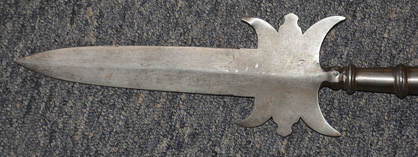 A FRENCH AND INDIAN WAR PERIOD HALBERD OR PARTIZAN
