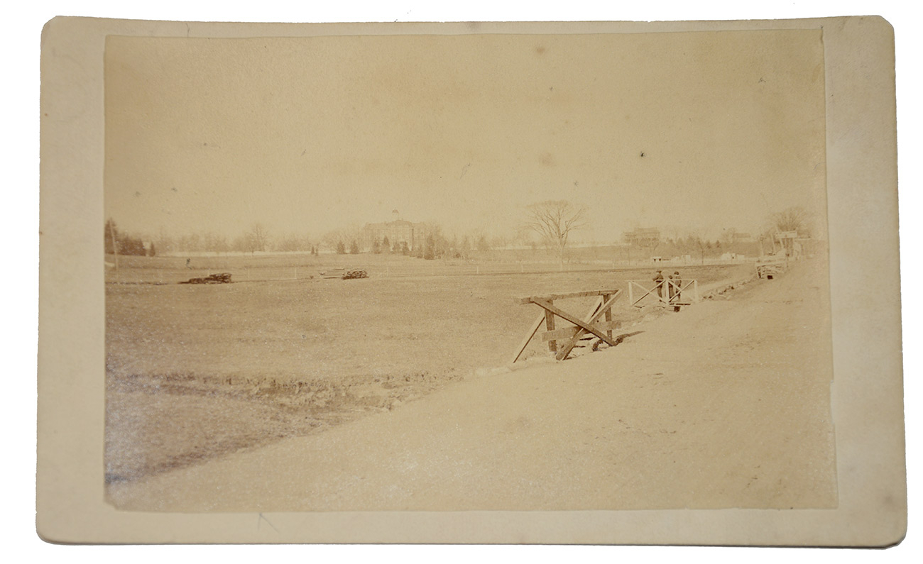 TIPTON CABINET CARD OF THE LUTHERAN THEOLOGICAL SEMINARY AT GETTYSBURG